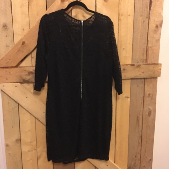 Lace overlay little black dress - Picture 3 of 6